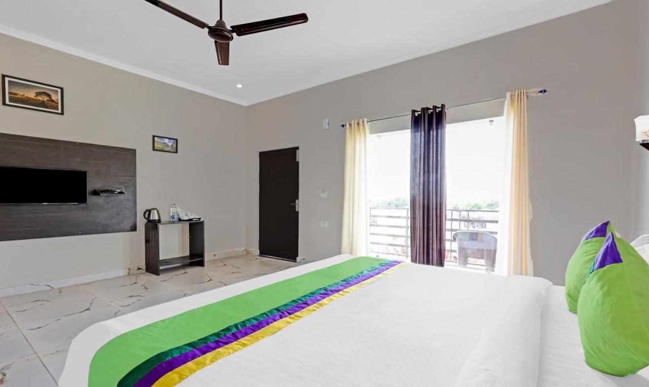 Treebo Kaira Resort With Pool View, 5 Km From Jim Corbett Jungle Safari 람나가르 외부 사진