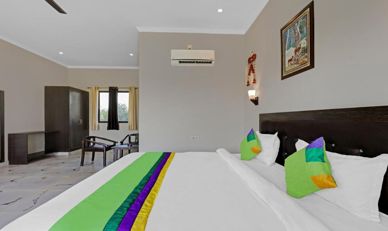 Treebo Kaira Resort With Pool View, 5 Km From Jim Corbett Jungle Safari 람나가르 외부 사진
