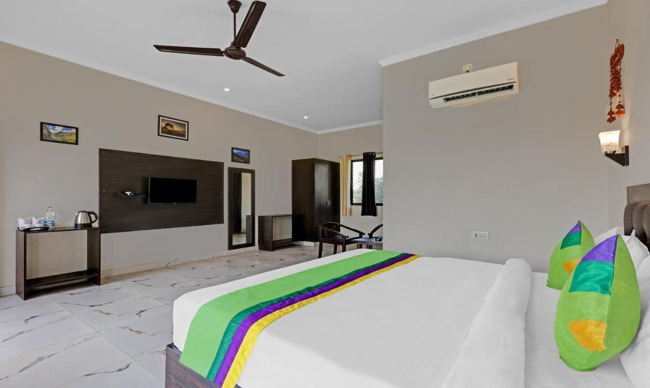 Treebo Kaira Resort With Pool View, 5 Km From Jim Corbett Jungle Safari 람나가르 외부 사진